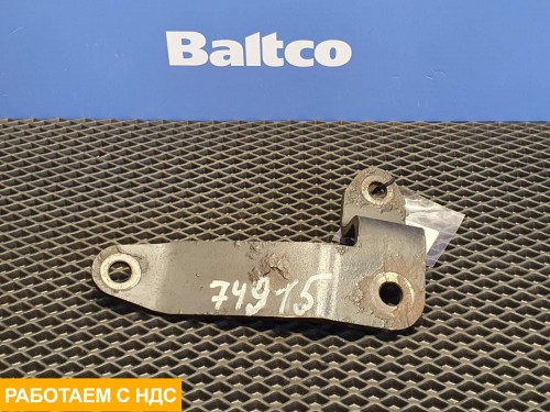 Кронштейн стойки стабилизатора левый