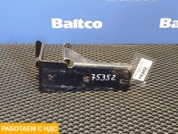 Ответная часть замка кабины правая