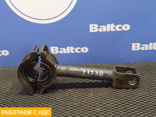 Стойка заднего стабилизатора